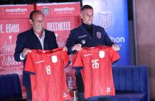 En medio de la presentación del nuevo DT de la selección de Ecuador, Sebastián Beccacece, se hizo oficial la camiseta para las eliminatorias.