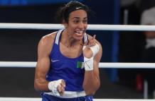 La boxeadora argelina Imane Khelif durante los Juegos de París 2024.