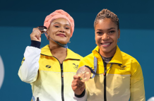Neisi Dajomes y Angie Palacios