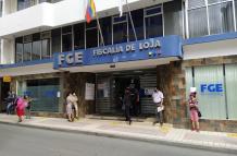 DENUNCIAN COMPRA DE IN (6548453)