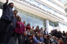 Integrantes de Quito sin minería y otros activistas presentaron un pedido a la Corte Constitucional para que haga seguimiento de su resolución contra las concesiones mineras en el Distrito.