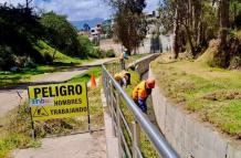 AMBATO LIMPIEZA DE QUEBRADAS