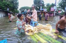 Mundo, Bangladesh, graves inundaciones