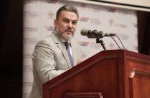 José Serrano declinó su candidatura.