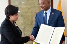 Los cancilleres de Ecuador, Gabriela Sommerfeld, y de Colombia, Luis Gilberto Murillo, se reunieron en Quito.
