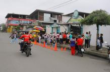 Familiares piden seguridad en escuelas