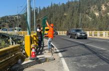 colocan vallas de seguridad en el puente del Rio Chiche