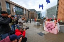 Mundo, Bélgica, Animalistas ante la Comisión Europea