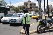 La AMT informó sobre diferentes acciones que tomará en el tránsito en Quito, por los cortes de luz.