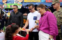 DANIEL NOBOA Y MARIA JOSE PINTO