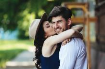 woman-kissing-hugging-her-boyfriend
