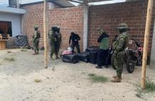 Decomisan motocicletas y explosivos en Macará