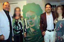 Protagonistas. Roberto Cortés (derecha) y su antiguo socio Ernesto Weisson P., en una galería en 2012.