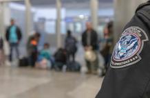 Migrantes detenidos en Estados Unidos por viajar de forma irregular