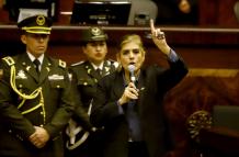 Defensa. La ministra del Interior, Mónica Palencia, tuvo tres horas para rebatir a los interpelantes.