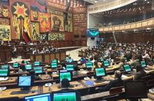 El apoyo a esta legislación provino de diversas bancadas, incluyendo correísmo, oficialismo, PSC, Construye e independientes.