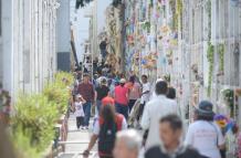 Visita al Cementerio General del Guayaquil