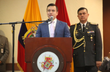 El presidente de la República, Daniel Noboa, durante su intervención por la Independencia de Cuenca.