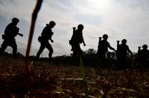 Mundo, Taiwán, Reclutas del Ejército se entrenan con pruebas de lanzacohetes