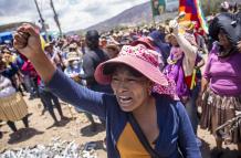Mundo, Bolivia, Seguidores de Morales suspenden bloqueos