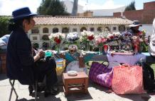 Las nuevas generaciones acogen la devoción a las "ñatitas"