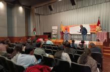 La Contra-Cumbre se presentó en la Universidad de Cuenca