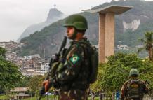 Mundo, Brasil, Río de Janeiro, militarizada