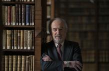 Entrevista al director de la RAE