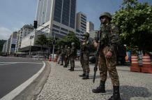 Mundo, Brasil, La policía detiene a altos militares