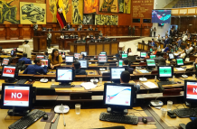 Con 80 votos a favor, el Pleno de la Asamblea decide que el juicio político en contra de la exministra de Energía, Andrea Arrobo continúe.