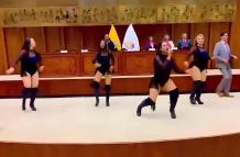 GRUPO DE TECNOCUMBIA EN LA ASAMBLEA