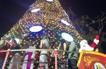 Árbol de Navidad en Malecón 2000