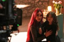 Dulce María graba una escena con su hija María Paula