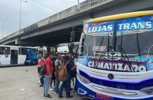 BUS EN LA AURORA