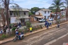 Los pobladores de Juntas del Pacífico amanecieron en las calles debido a la madrugada de explosiones que se sintieron