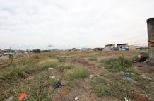 Predio abandonado entre Mucho Lote y Bastión Popular