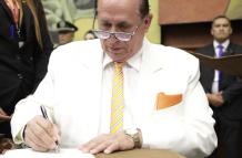 Eduardo Franco Loor fue denunciado en el TCE por dos asambleístas de ADN. El consejero está en Venezuela.