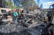 Mundo, Argentina, Evacúan 200 viviendas por incendio en la Patagonia
