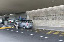 aeropuerto quito+combustible+abastecimiento