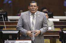 El candidato a asambleísta Jorge Chamba protagonizó un incidente con la Policía, al estar acompañado por hombres armados.