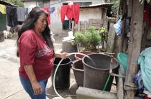 Imagen referencial. Las personas referían que el corte de agua en Conocoto se prolongó desde el fin de semana.