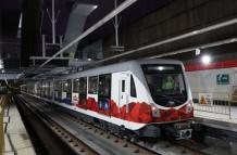 Según el concejal, Andrés Campaña, se habrían detectado dos fisuras en el carril del Metro de Quito.
