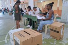 Los ecuatorianos podrían volver a las urnas en poco tiempo si llegase a haber una segunda vuelta.