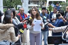 Giovanna Ubidia, candidata de ADN, asistió este 17 de febrero al CNE.