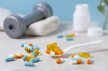 Vitaminas y suplementos clave según la edad: ¿Cuáles necesitas?