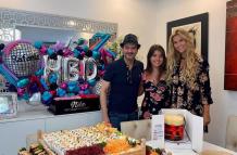 Rafaella Pimentel junto a sus padres