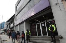 Amibank+operaciones+cierre+banco pequeño