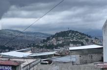 Quito amaneció con su cielo nublado este 15 de marzo de 2025.