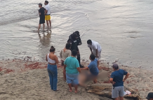 Aunque los intentos de rescate no pararon, los jóvenes no lograron salir con vida.