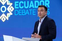 Daniel Noboa dio una entrevista postdebate en Radio Canela Guayaquil, donde habló sobre su propuesta de gobierno y respondió a las críticas de su contrincante, Luisa González.